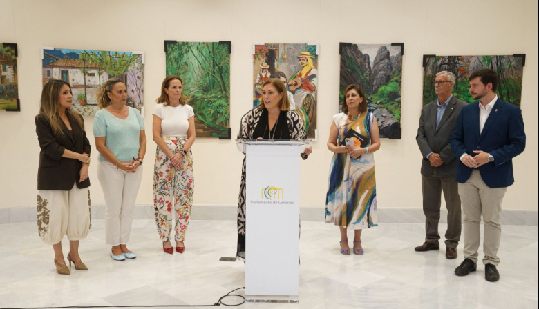 El Parlamento de Canarias acoge la exposición “El arte nos hace libres”
