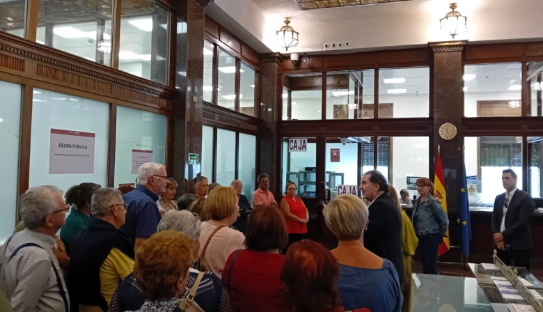 La Laguna y Banco de España se unen en la Semana de la Administración Abierta para enseñar a las personas mayores a protegerse de falsificaciones y estafas financieras