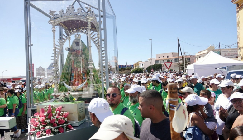 Santa Cruz recibe a su “Alcaldesa Honoraria” en un emotivo acto en El Humilladero