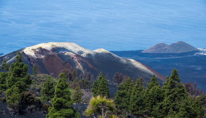El Parlamento reclama al Estado los 200 millones pendientes para la reconstrucción de La Palma