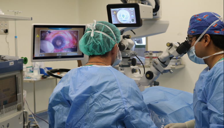 El hospital Molina Orosa incorpora la cirugía vítreorretiniana a su cartera de servicios