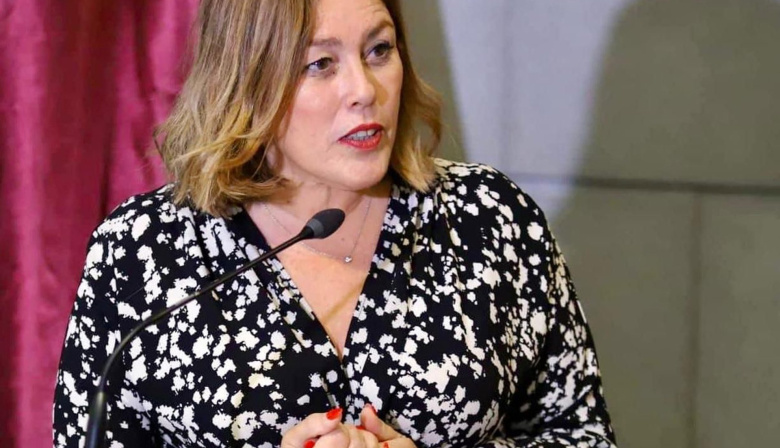 Astrid Pérez insta a Sánchez a que no pase sus vacaciones en Lanzarote: "Acorralado por la corrupción, no es bienvenido"