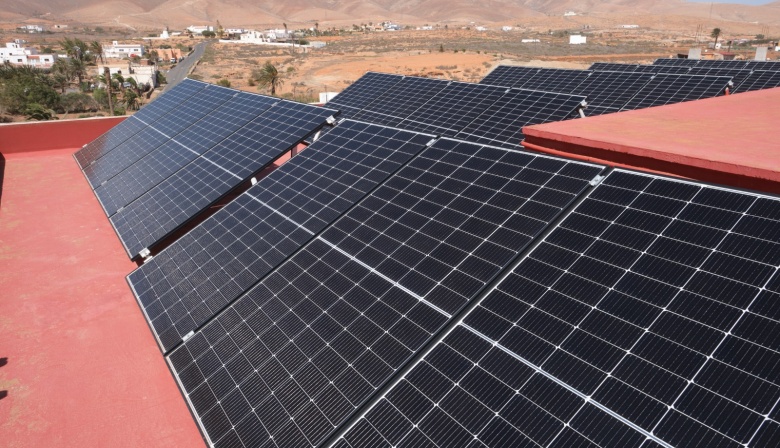 El Cabildo de Fuerteventura concede 1.3 millones de euros en subvenciones para promover la sostenibilidad y el ahorro energético