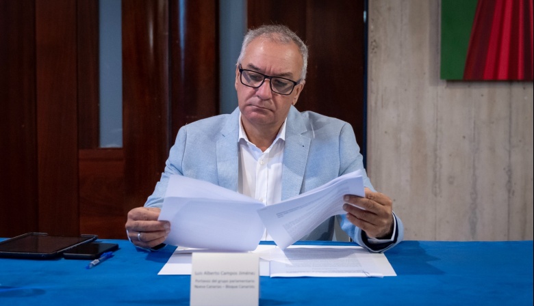 Luis Campos exige al PSOE y PP que aparquen las “disputas partidistas” para aprobar la reforma de la ley de extranjería