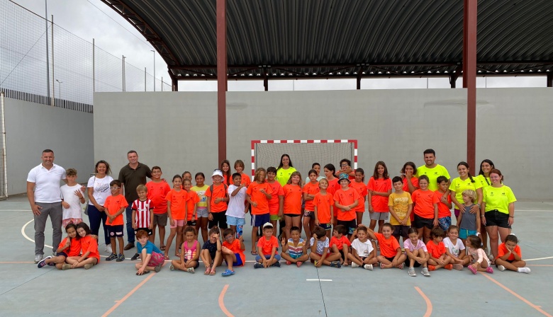 Doscientos jóvenes de Yaiza disfrutan de la campaña deportiva de verano