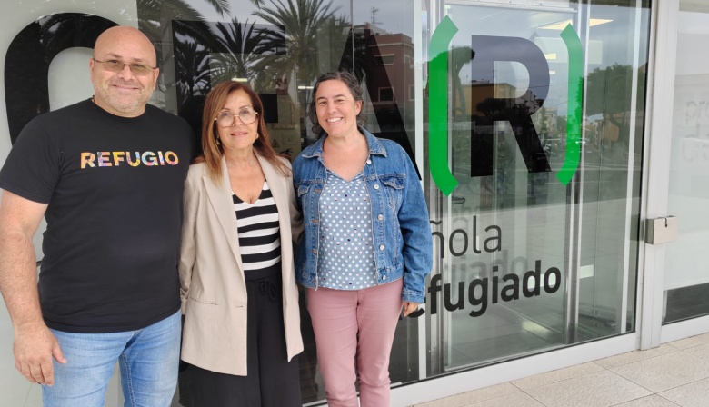 Lola Padrón acuerda con CEAR la necesidad de mejorar los recursos sociales y las políticas de integración de las personas migrantes