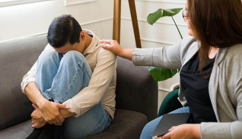 El COP de Tenerife achaca el incremento de trastornos en adolescentes a la sobreprotección en la educación