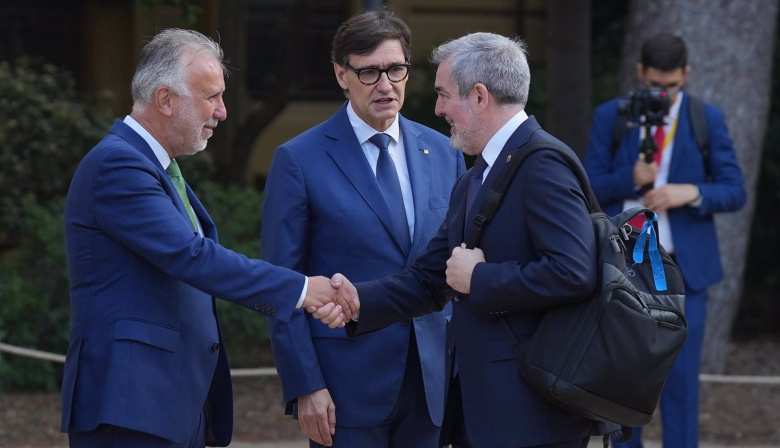 Clavijo constata la "soledad" de Canarias en inmigración y exige un sistema nacional de menores