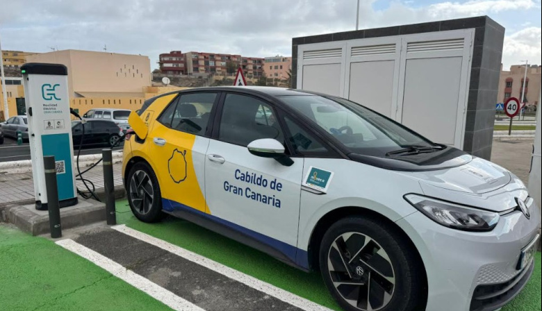 El Cabildo y el Ayuntamiento de Telde refuerzan su colaboración con cinco puntos de recarga y un proyecto fotovoltaico en La Garita