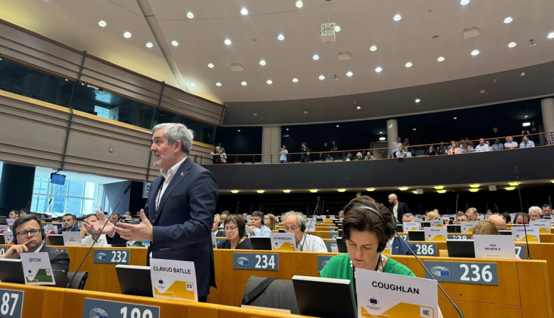 El presidente de Canarias, preocupado, pide a Von der Leyen blindar los fondos directos a las RUP