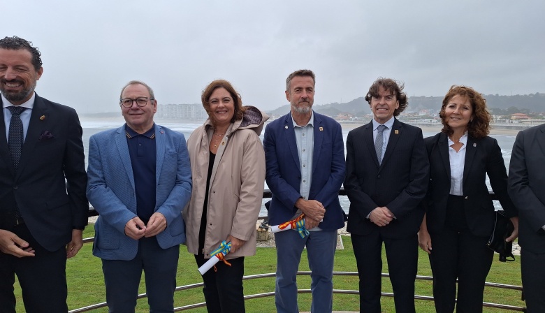 La Autoridad Portuaria de Las Palmas recibe el galardón ‘Pergamino’ por su compromiso con el medioambiente