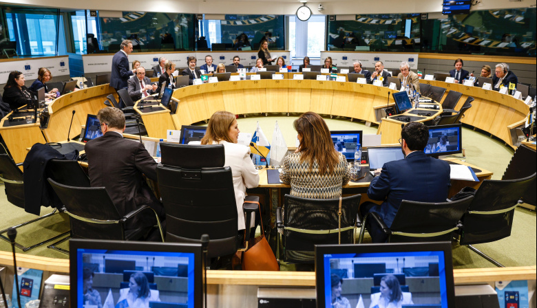 Astrid Pérez promueve en Bruselas una alianza con los 69 parlamentos regionales de Europa de cara al MFP