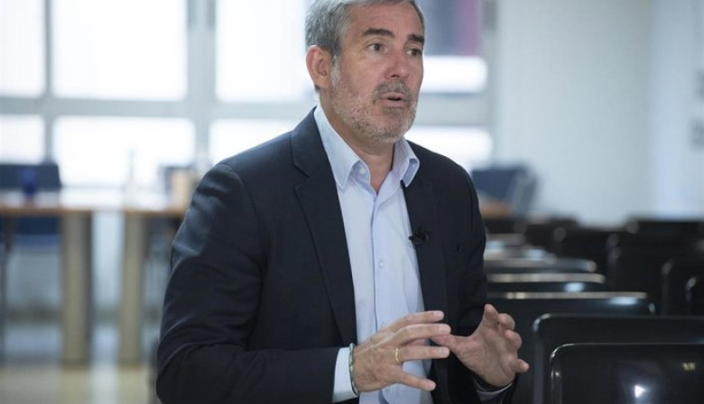 Clavijo dice que la financiación singular "es quitarle dinero a los canarios para mandarlo a Cataluña"