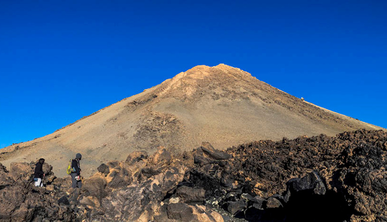 El Cabildo gestiona desde hoy la subida al pico del Teide por el sendero nº 10 Telesforo Bravo a través de Tenerife ON