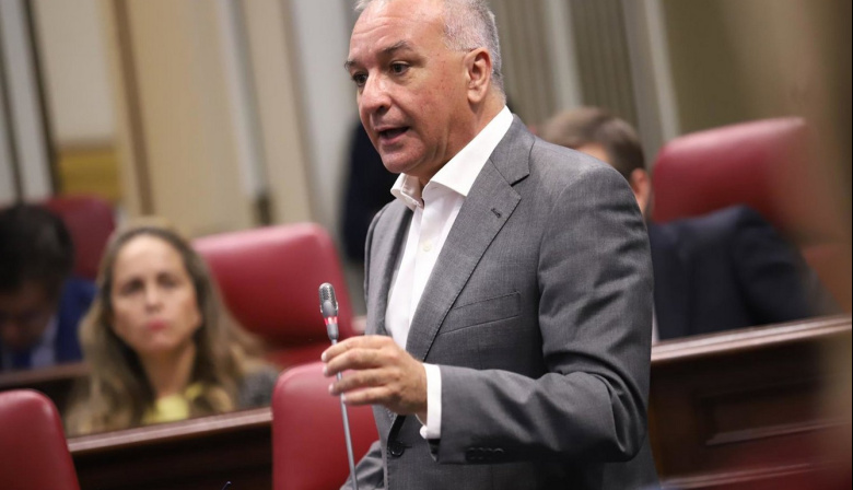 NC-bc ve con "preocupación" la venta de Naviera Armas porque deja "dudas" sobre el transporte marítimo en Canarias