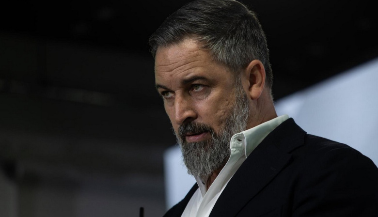 Abascal pide hundir el barco de Open Arms y Clavijo le tacha de "auténtico fascista"