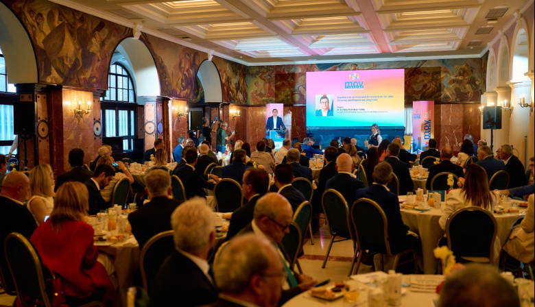 Pablo Rodríguez: “Canarias vive un momento histórico para el desarrollo ferroviario en el archipiélago”