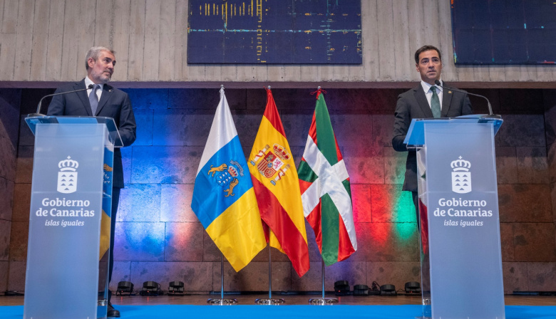 Canarias y Euskadi sellan una alianza que reivindica la "política útil" frente a la "polarización" nacional