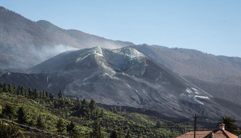 El Parlamento de Canarias ultima la nueva ley de volcanes con consenso de los grupos y el aval de más de 19.000 firmas