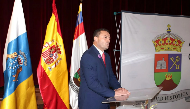Óscar Noda coloca en el pleno del Cabildo el debate sobre las renovables