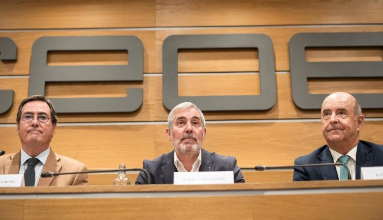 Clavijo acusa a la UE de no definir una política migratoria y destaca el papel de la CEOE en las relaciones con África
