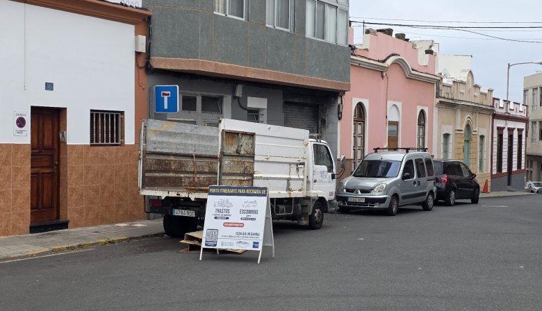 El punto de acopio transitorio de trastos, enseres y escombros de Las Palmas de Gran Canaria recorre 23 barrios en octubre