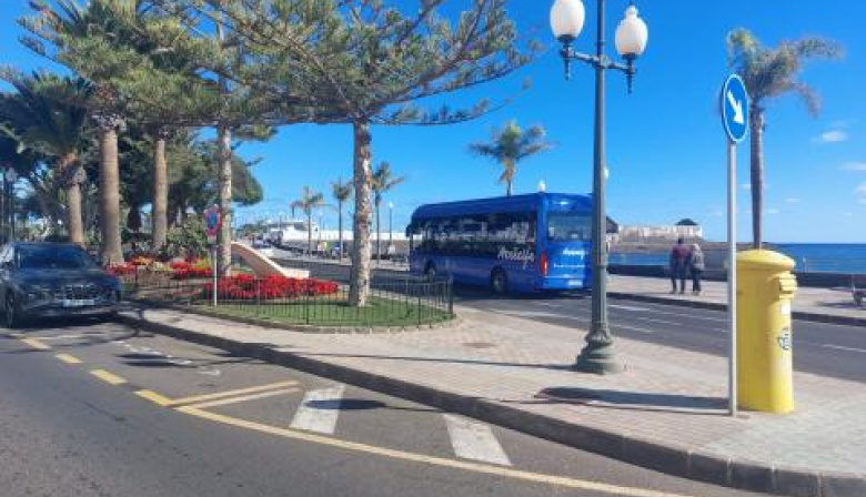 Arrecife abre la convocatoria para cubrir plazas de conductores de guaguas con una bolsa de empleo, ante la próxima llegada de nuevas guaguas