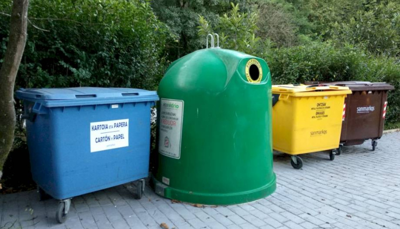 El área de Limpieza de San Bartolomé de Tirajana  refuerza el reciclaje de envases de vidrio en la hostelería