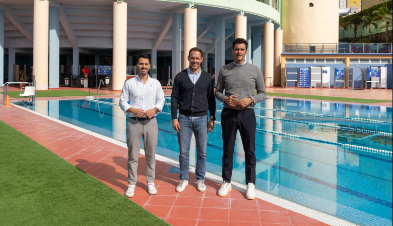 Transición Ecológica impulsa la climatización eficiente de la piscina municipal de Tazacorte