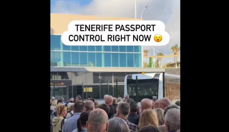 Ashotel denuncia otra vez las colas en el control de pasaportes en Tenerife Sur por falta de personal e inoperatividad técnica