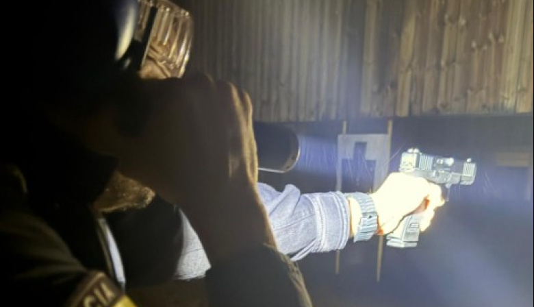 La Policía Local de Arona refuerza su preparación con formación de tiro policial obligatoria