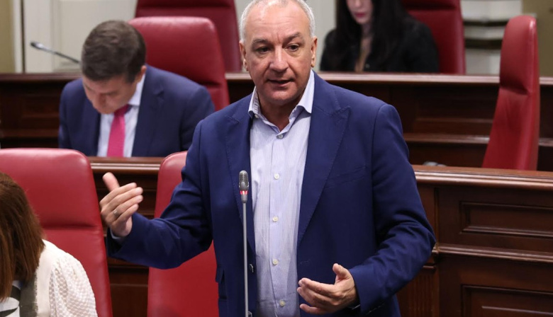 Campos anuncia la exclusión del plátano del acuerdo de la UE con el mayor productor mundial, la India