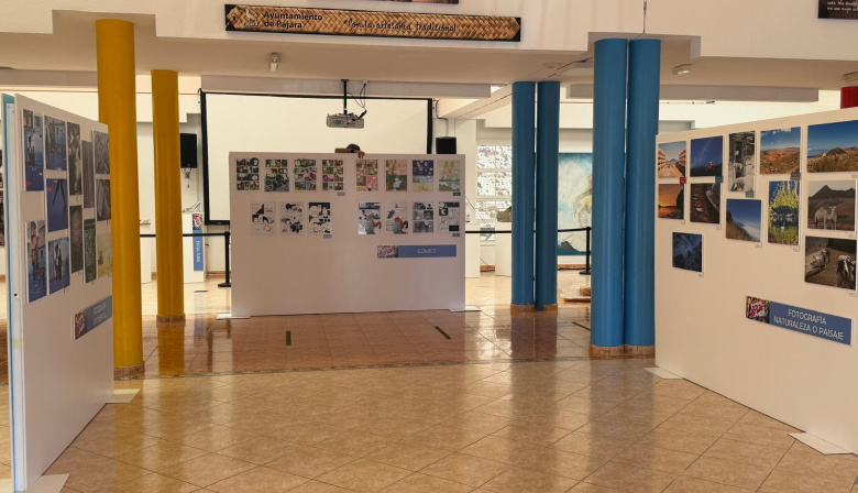 La exposición de Maxo Arte Joven 2025 se mantiene hasta marzo en la Casa de la Juventud de Morro Jable