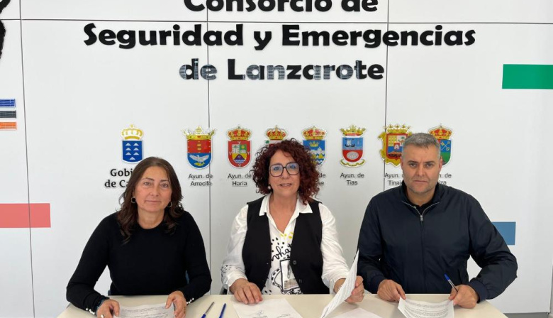 El Consorcio de Seguridad y Emergencias de Lanzarote y el Instituto Marítimo Pesquero sellan una alianza para reforzar la formación en extinción de incendios