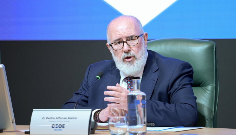 CEOE-Tenerife augura subida del precio del petróleo por la guerra de Irán y reforzará a Canarias como destino turístico seguro