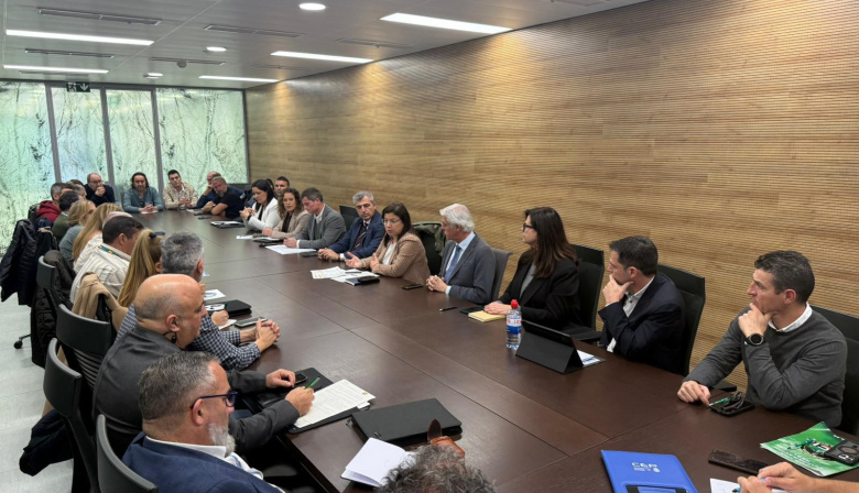 El PP traslada al Congreso las demandas de policías nacionales, guardias civiles y funcionarios de prisiones para reforzar la seguridad y las infraestructuras del Estado en Canarias