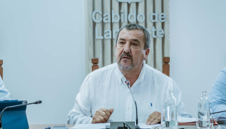 El Cabildo de Lanzarote hace frente a más del 80% del coste de las bonificaciones del transporte público
