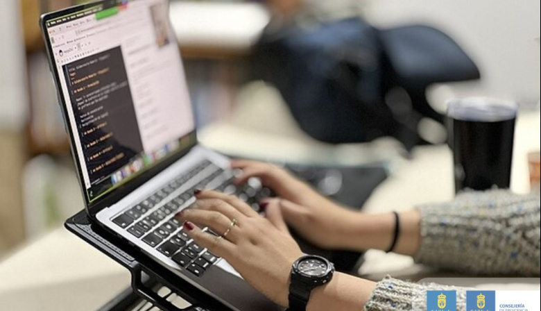 La Aldea de San Nicolás recibe una subvención del Cabildo Insular para afianzar su digitalización y su funcionamiento a través de medios electrónicos