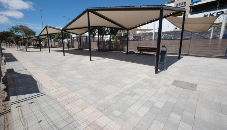 El Cabildo de Fuerteventura renovará la iluminación del paseo marítimo de Puerto del Rosario con alumbrado fotovoltaico