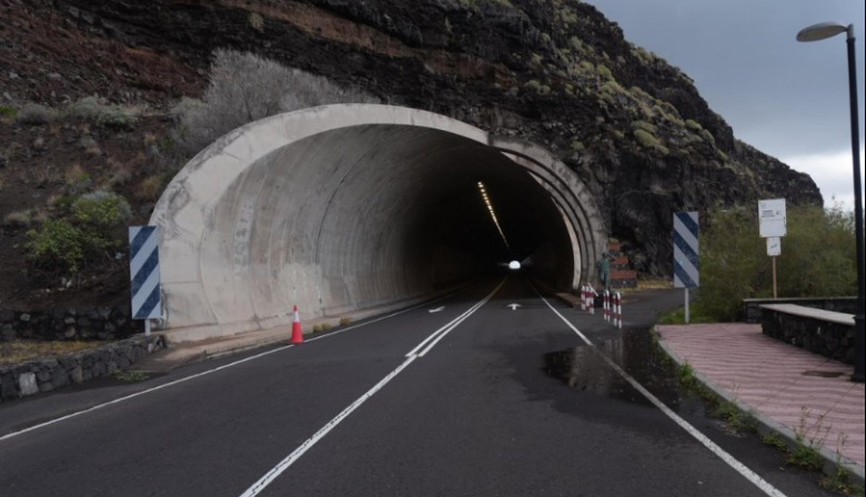 El Cabildo de El Hierro impulsa la eficiencia energética en el túnel de Timijiraque