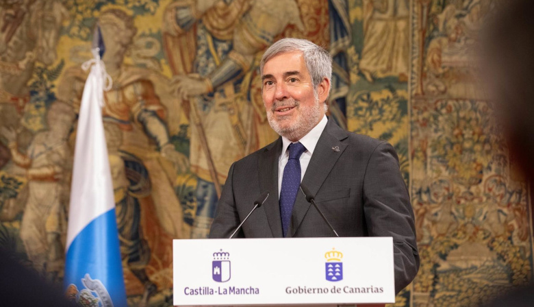 Clavijo dice que Canarias "no" puede quedarse parada ante un Gobierno de España que "no funciona"