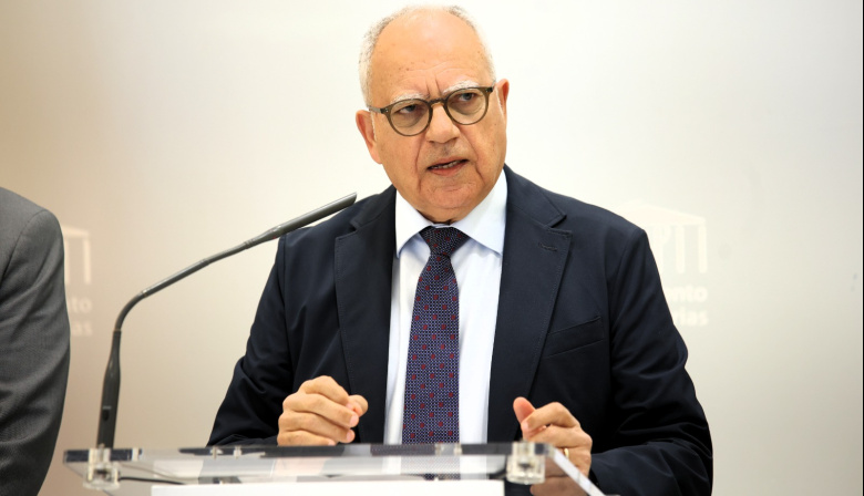 Curbelo pide reforzar las medidas anticrisis ante el impacto “más intenso” en Canarias de la guerra en Oriente Medio