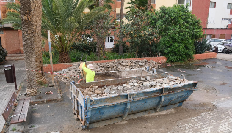 El Ayuntamiento de Las Palmas de Gran Canaria realiza más de 2.000 actuaciones de mejora en infraestructuras y alumbrado durante el primer trimestre del año