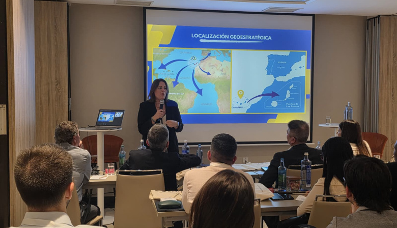 La Autoridad Portuaria de Las Palmas presenta su oferta logística y de servicios a más de 30 empresarios portuarios de América Latina