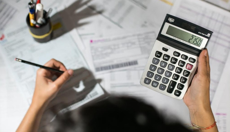 La Aldea de San Nicolás facilita la tramitación de la Declaración de la Renta 2025 mediante un servicio de videoasistencia