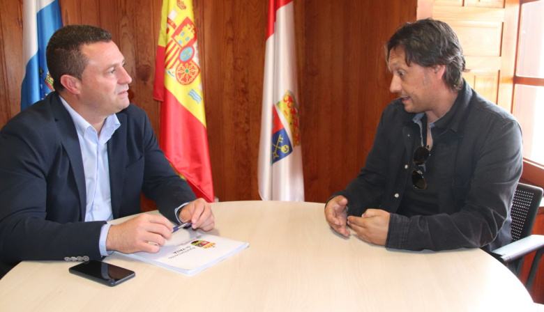 Yaiza y la Escuela de Idiomas garantizan la formación en Playa Blanca para el curso 2026-2027