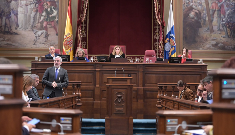 El Parlamento convalida por unanimidad el decreto canario 'anticrisis'