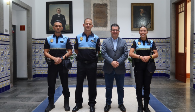 Arucas incorpora dos policías locales en prácticas a su plantilla