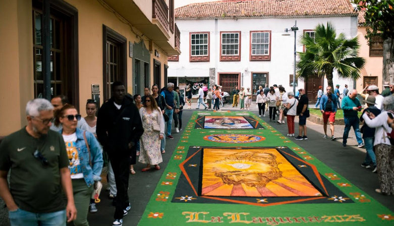 El Ayuntamiento de La Laguna abre el plazo de inscripciones para participar en el Corpus Christi 2026
