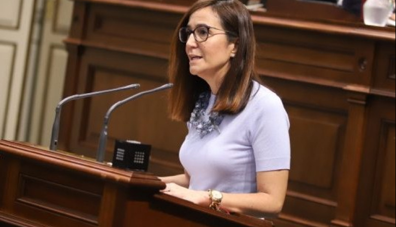 Natalia Santana lleva al Parlamento una iniciativa para reforzar la salud mental de la juventud canaria